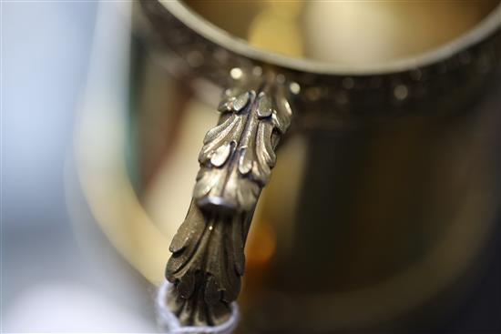 A George III silver gilt mug by Eames & Barnard,